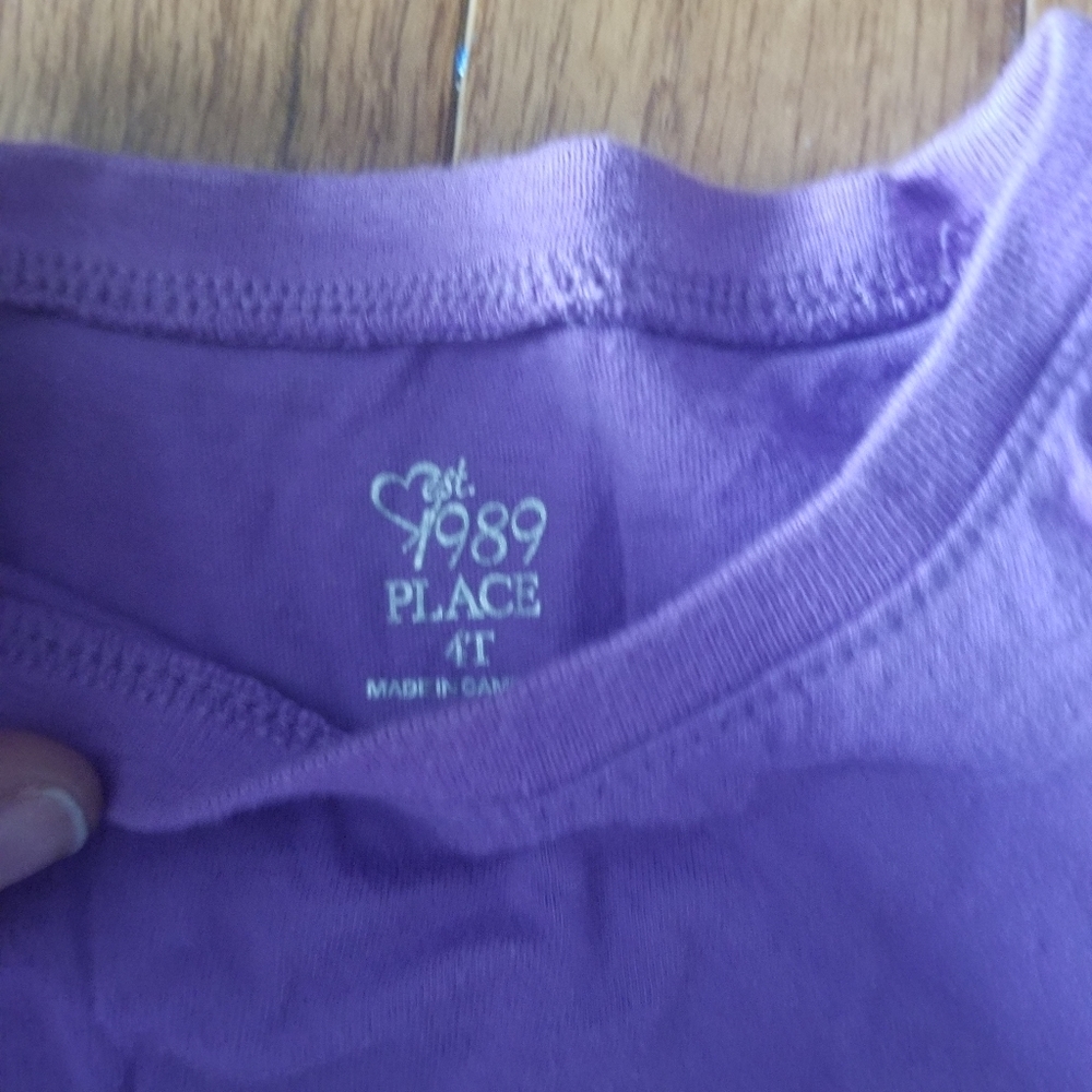 Multiple tops - Picture 6 of 6